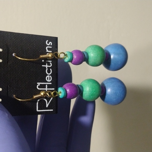 Women's Stunning Gold tone Colorful Various Beads sizes Drop Dangle Earring 2.5" - Picture 3 of 5